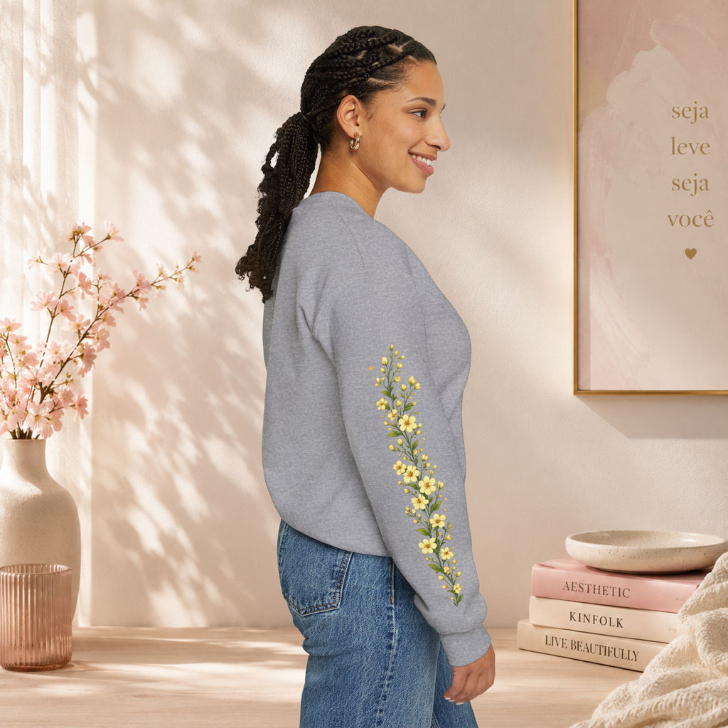 Women’s Floral Sleeve Sweatshirt    * 🌸 Estampa exclusiva
* 🧥 Confortável e resistente
* 📦 Entrega para todo Portugal
* 📏 Disponível em vários tamanhos
