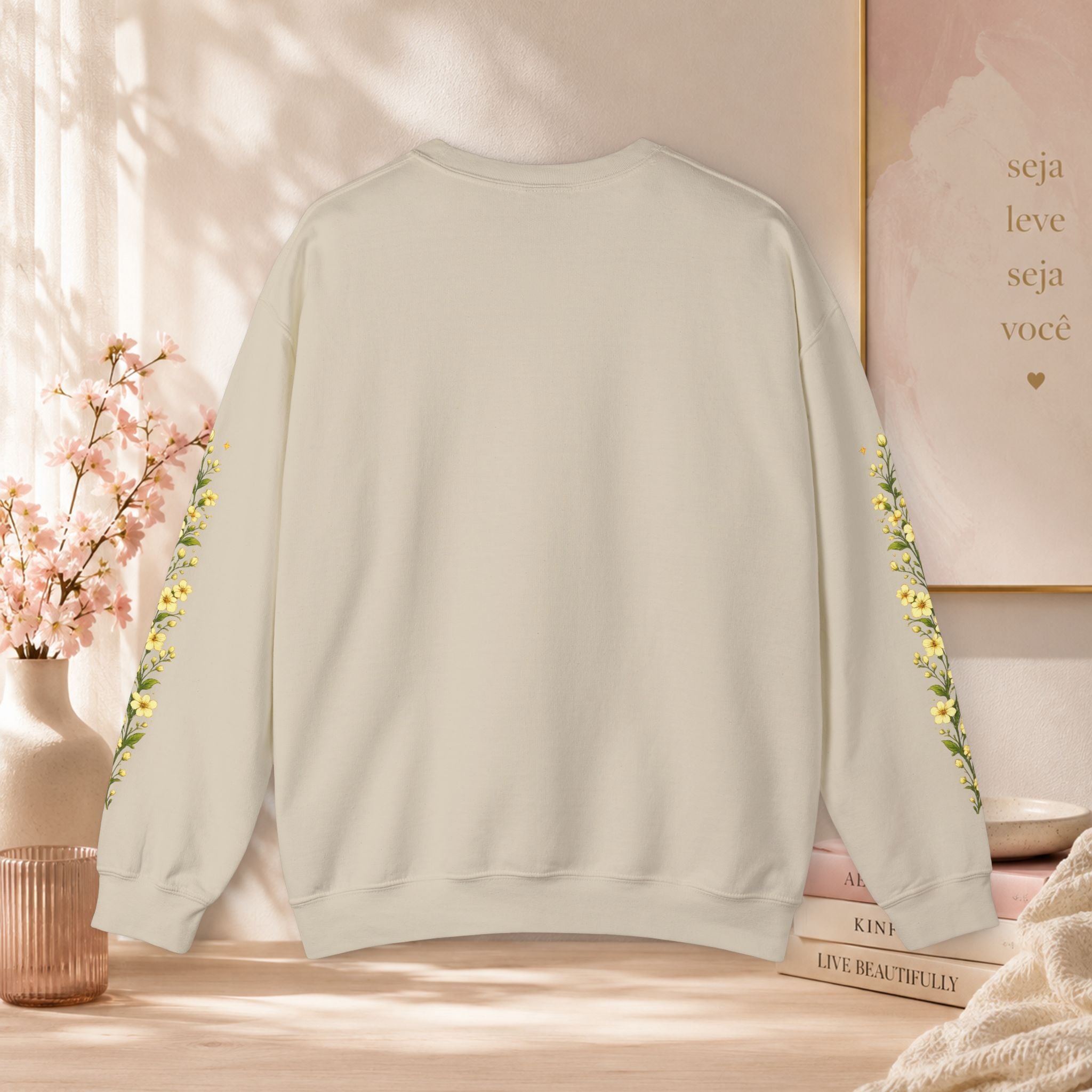 Women’s Floral Sleeve Sweatshirt    * 🌸 Estampa exclusiva
* 🧥 Confortável e resistente
* 📦 Entrega para todo Portugal
* 📏 Disponível em vários tamanhos